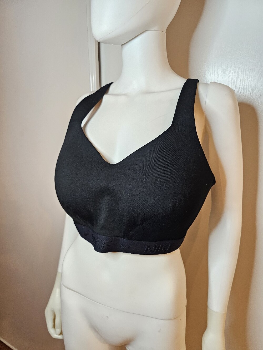 Nike Indy Womens Black Support Sports Bra Size 1X Adjustable Straps Racerback